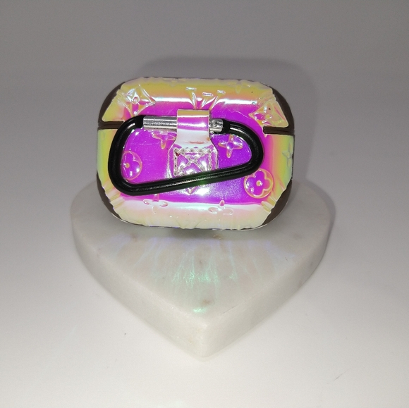 Air pod protective case ✨Louis Vitton - Picture 2 of 3